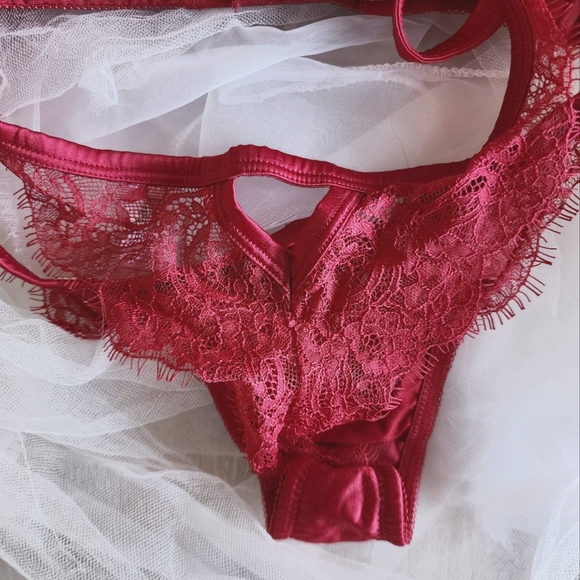 NWOT BRAS N THINGS sz 12B 2 piece lingerie set in Christmas red with diamantes - Picture 4 of 16